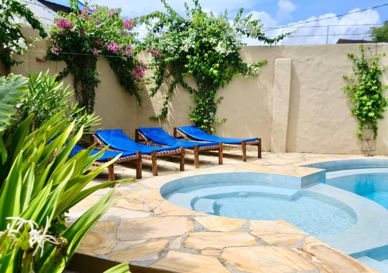 The Dream Village Apartment